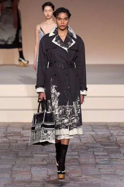 Look 41